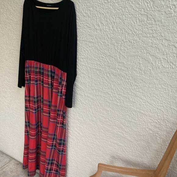 Holiday Hostess Dress Maxi 2X Red Plaid Black Bodice Long Sleeve Modest Merokeet - Picture 5 of 7